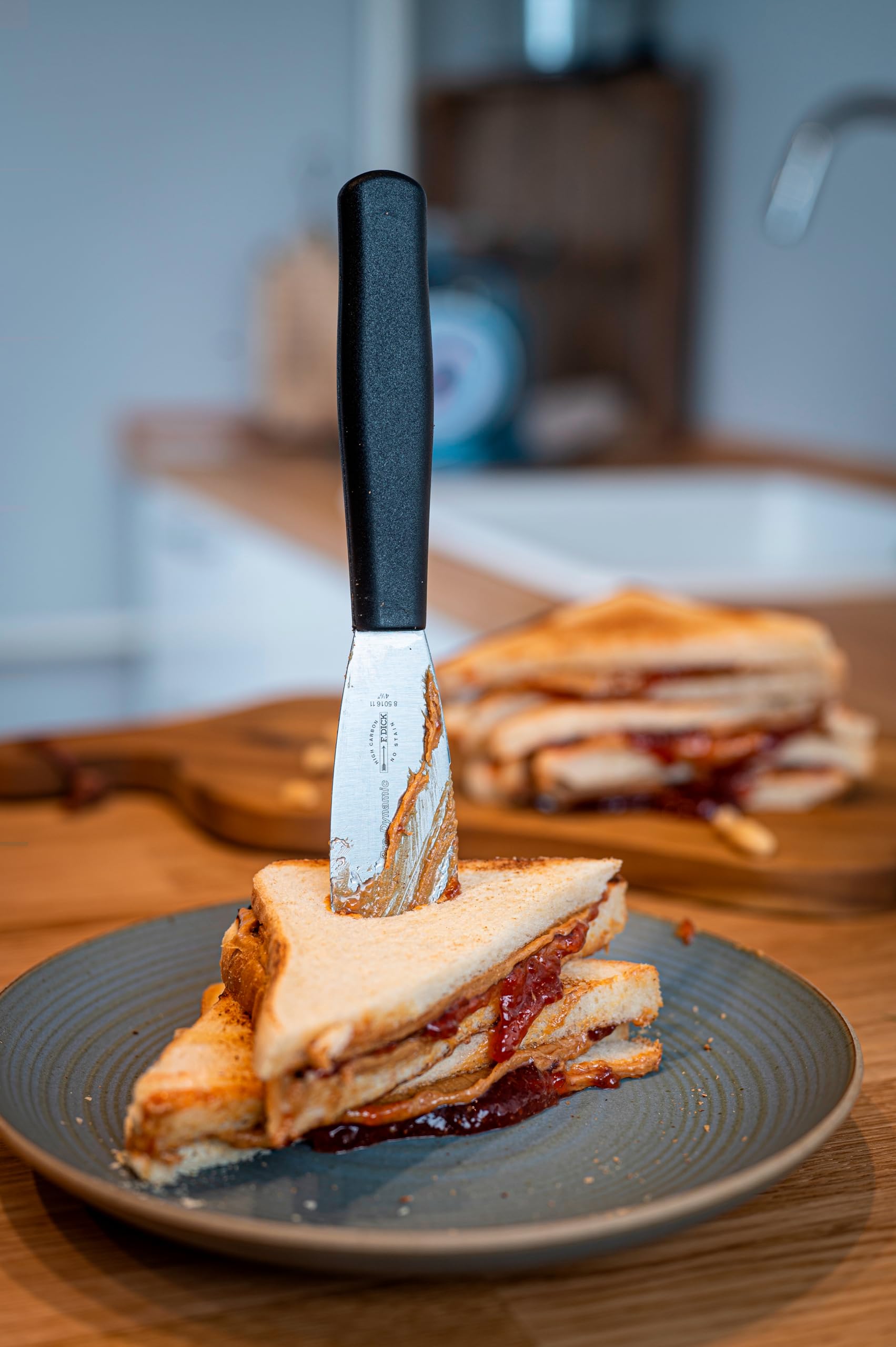 dick-prodynamic-sandwichmesser-85016112-11-cm-wellenschliff-2er image 4
